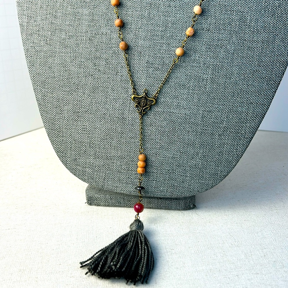 Manifestation 369 necklace Rosewood, Rudraksha seeds, natural stone grey tassel